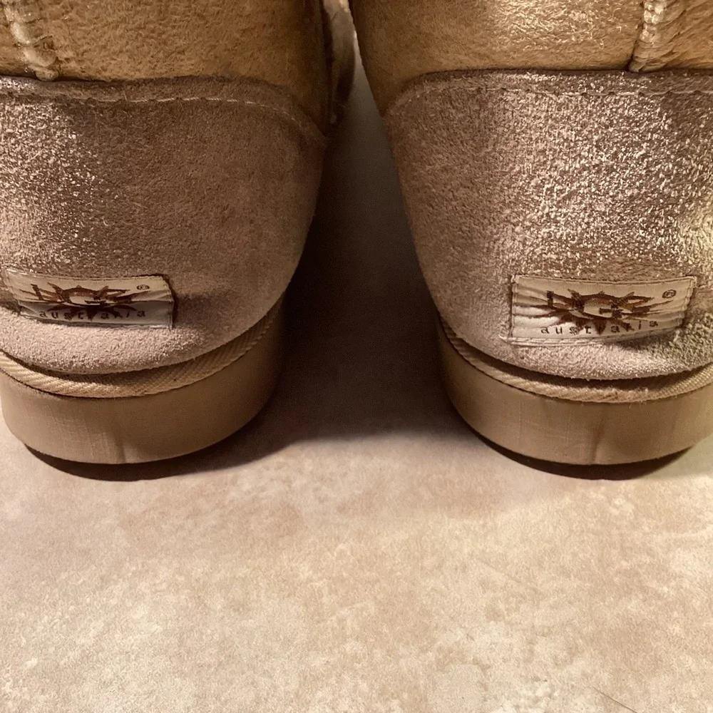 Ugg Y2K Tan Men’s Boot Size 9